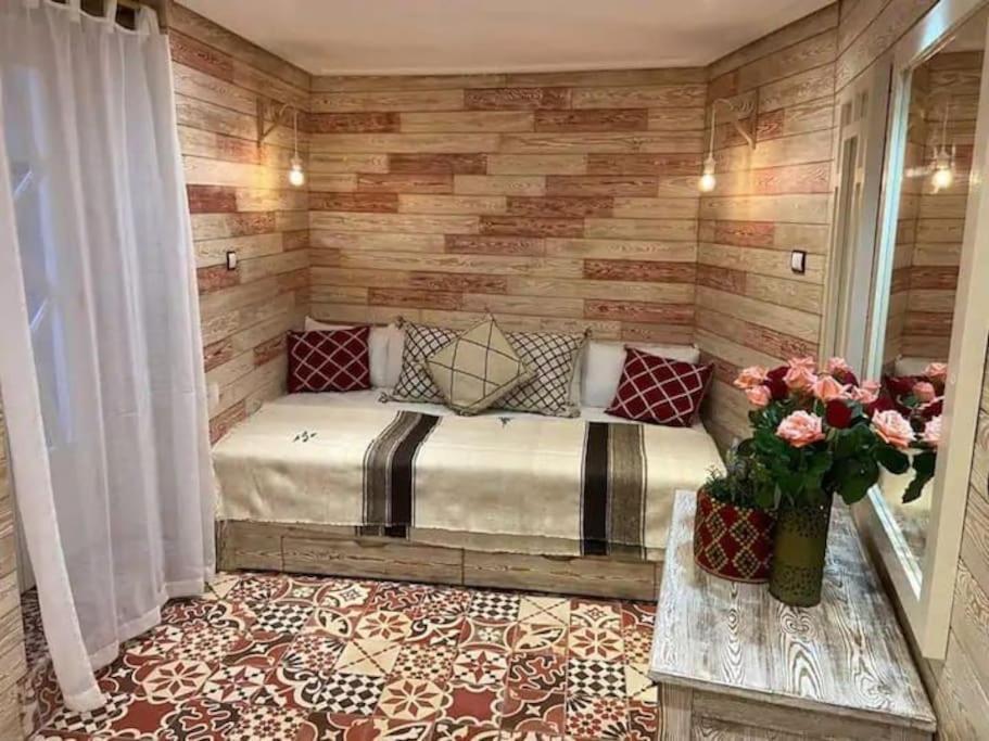Woody House Apartment เอสเซาอิรา ภายนอก รูปภาพ